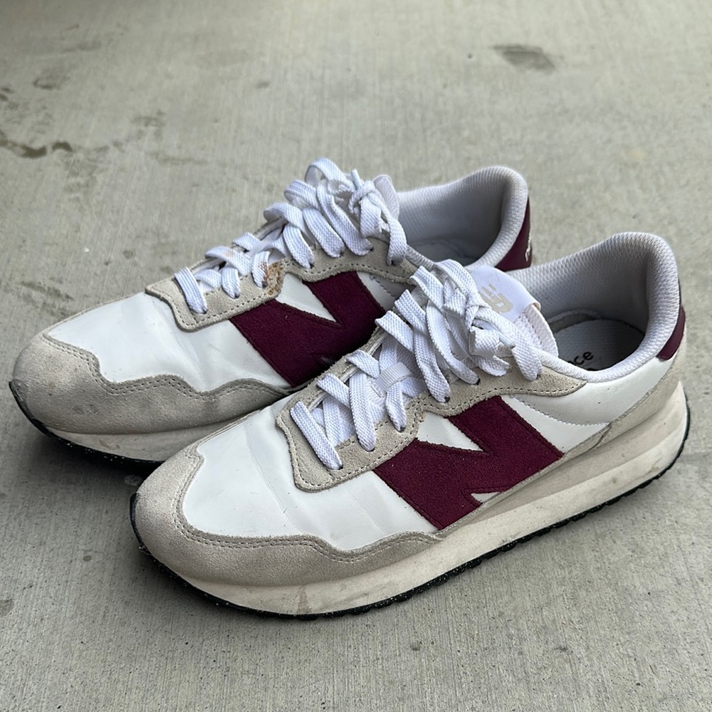 New Balance Women’s White and Maroon Sneakers